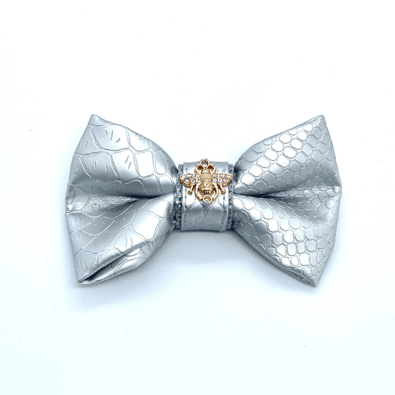 bow tie (name: Diva)