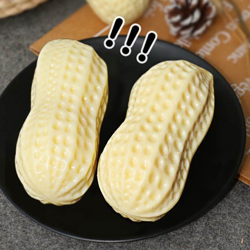 Funny Pet Dog Squeaky Rubber Peanut Clean Tooth Chew Toy (Num: 2pcs)